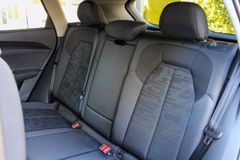 AUDI Q5 2.0 TDI / S-LINE / 21"/ BUSINESS/ AHK