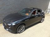 Maserati Levante 3.0 V6 Pano/Kamera/Harman/21Zoll/Navi