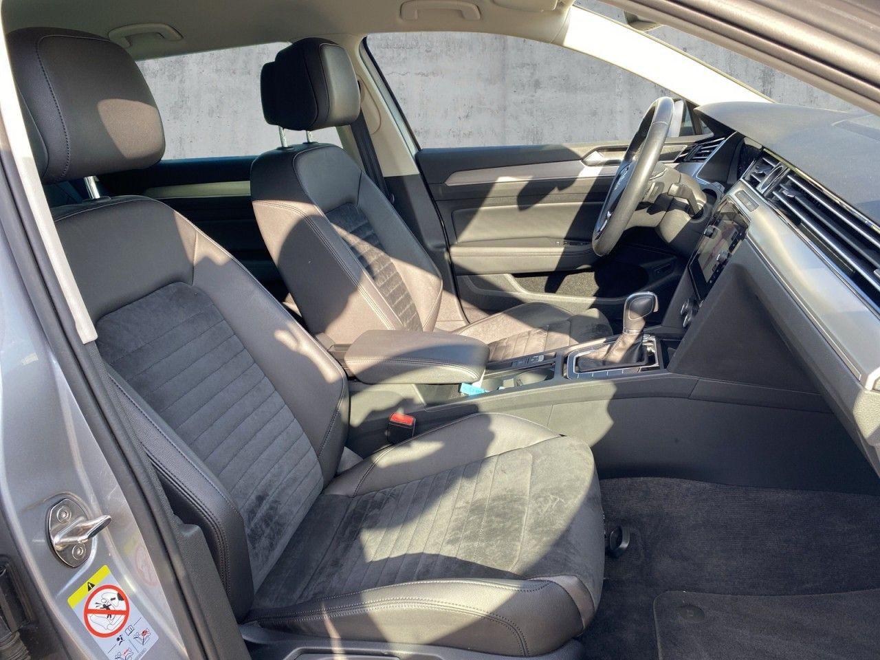 Volkswagen Passat Variant 1.4 TSI DSG Highline AHK LED RFK