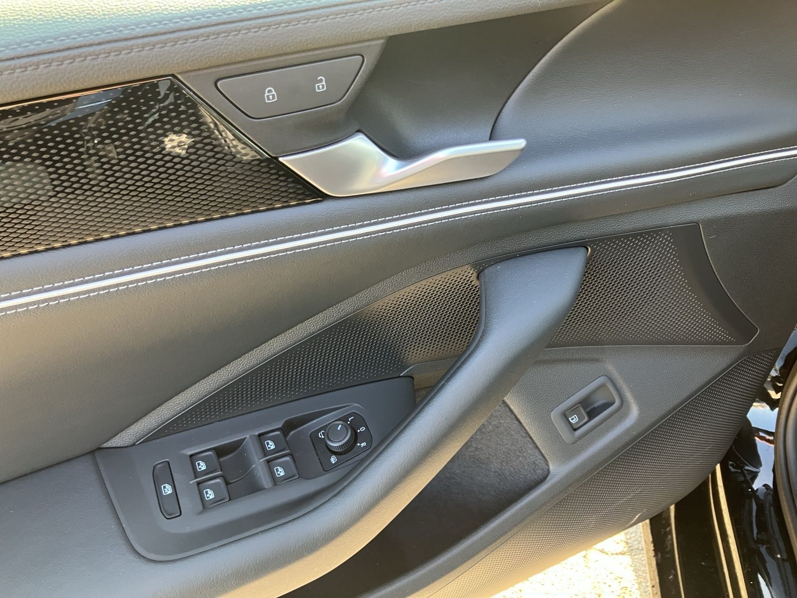 Volkswagen Passat Variant - Bild 8