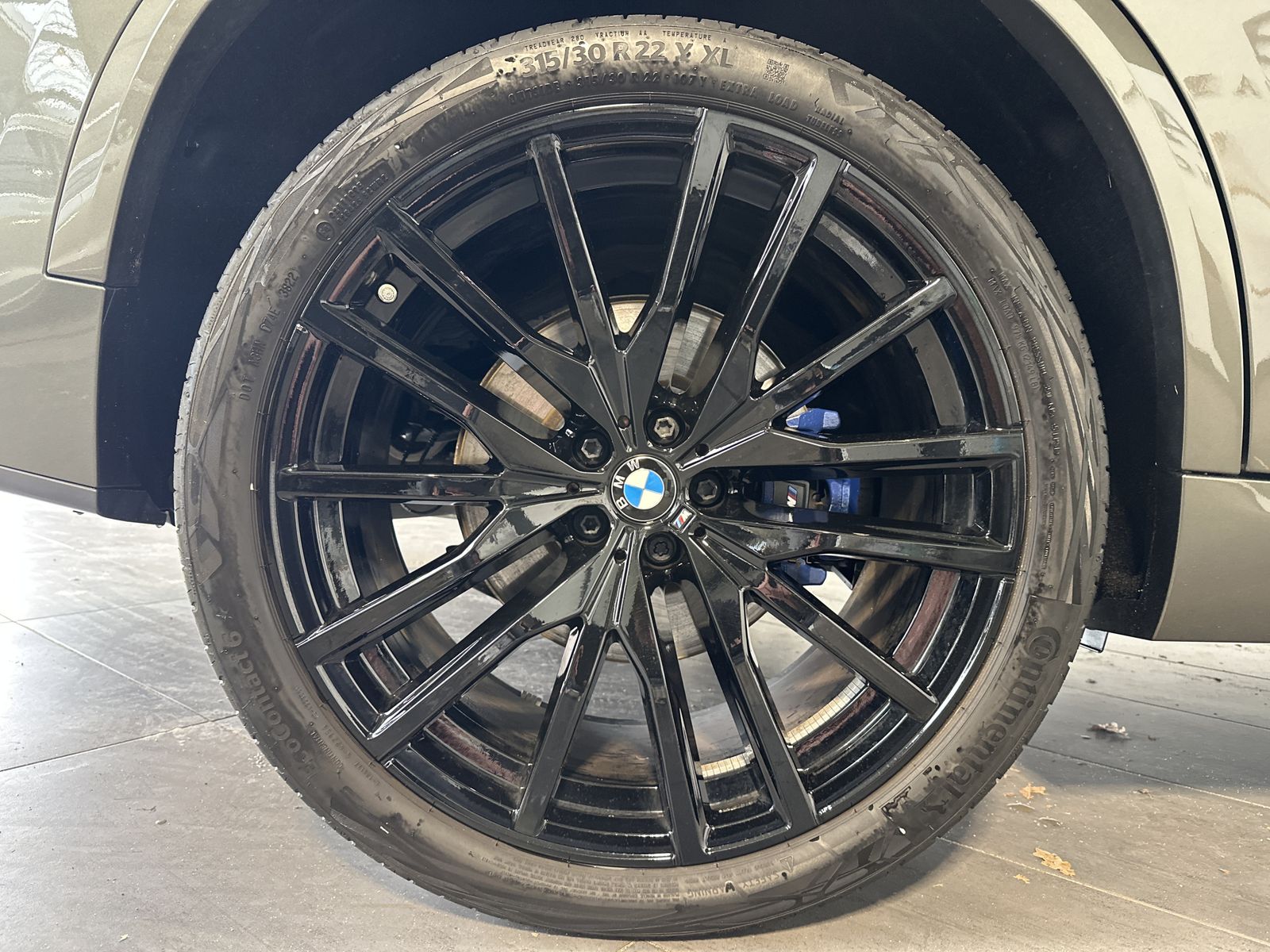 Fahrzeugabbildung BMW X5 xDrive30d M-Sport NAV+LED+AHK+360°+HUD+PANORA