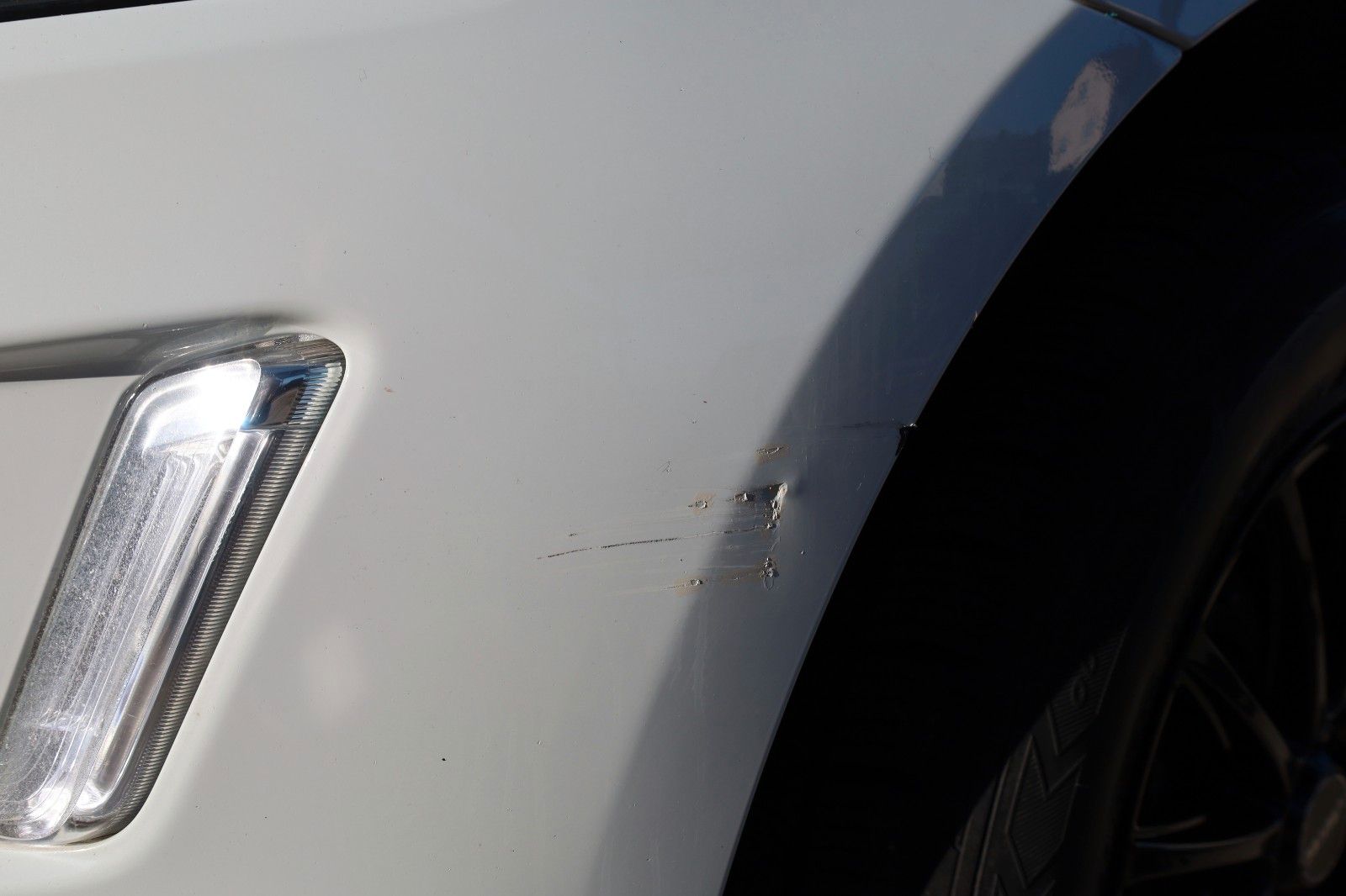 Fahrzeugabbildung Volvo XC60 D5 Momentum AWD Navi,Xenon,Kamera,SH,PDC