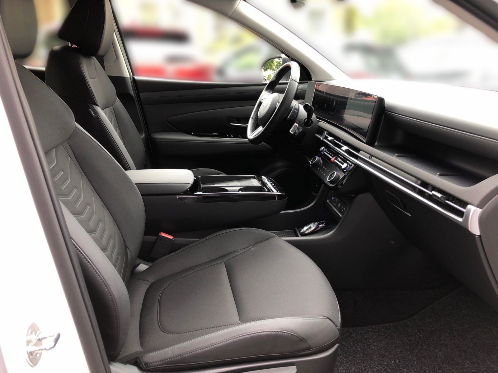 Fahrzeugabbildung Hyundai TUCSON FL 1.6 T-GDI 7-DCT Trend Mild-Hybrid Navi