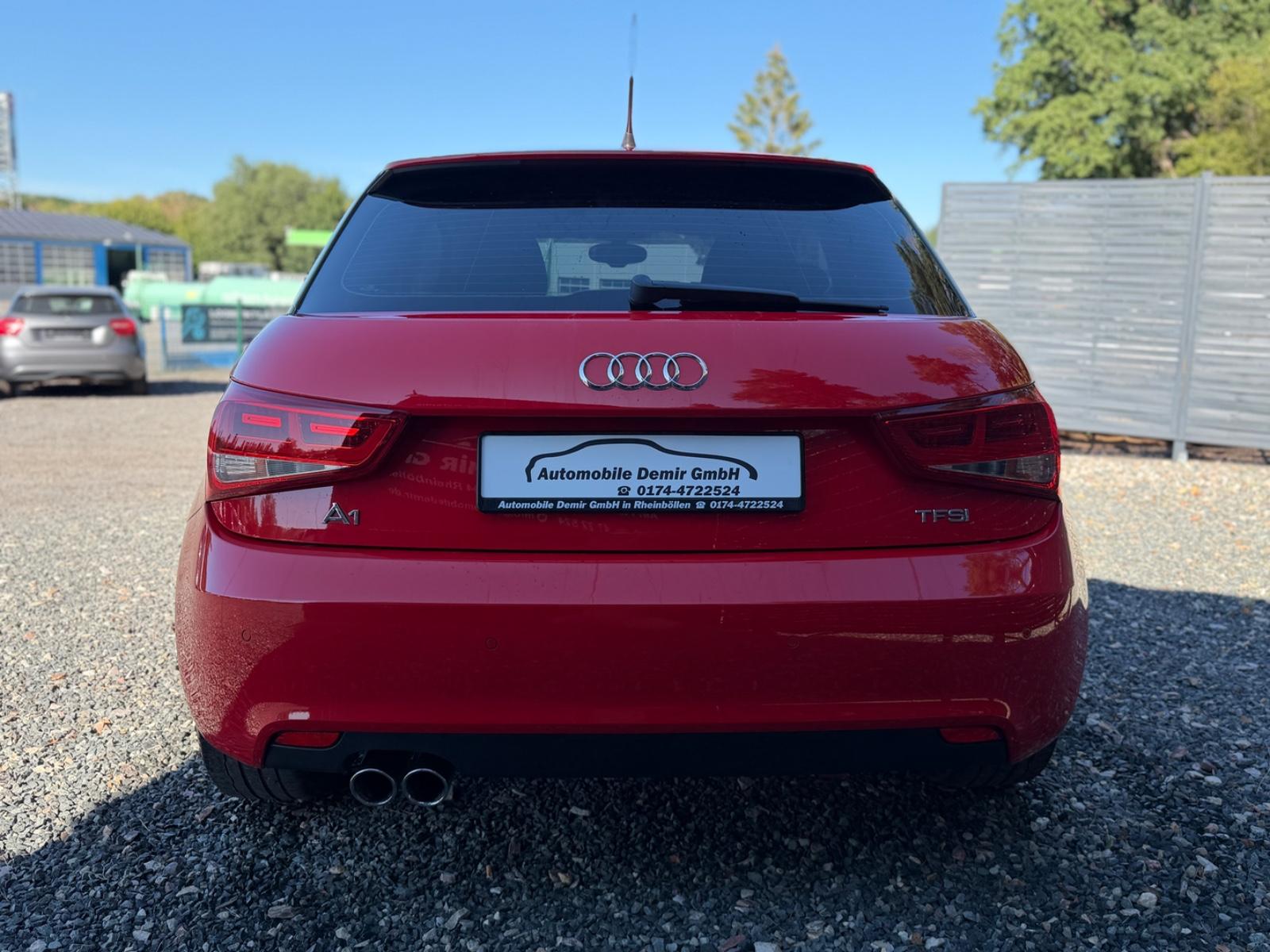 Audi A1 AMBITION°XENON°SHZ°LED°BT°MFL°