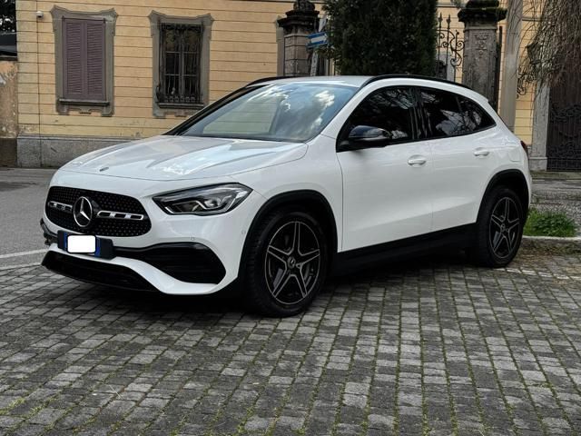 Mercedes-Benz MERCEDES-BENZ GLA 200 d Automatic 4Matic Premium