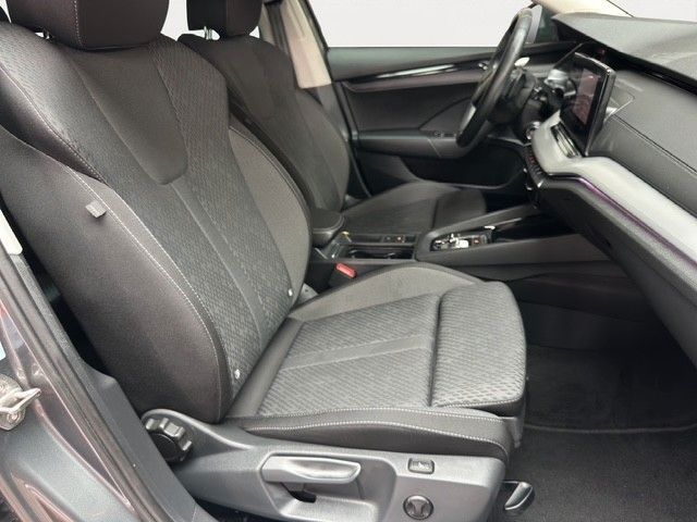 Skoda Octavia Combi Clever 1,4 iV LED KAM SHZ PDC KLIM imagem 2