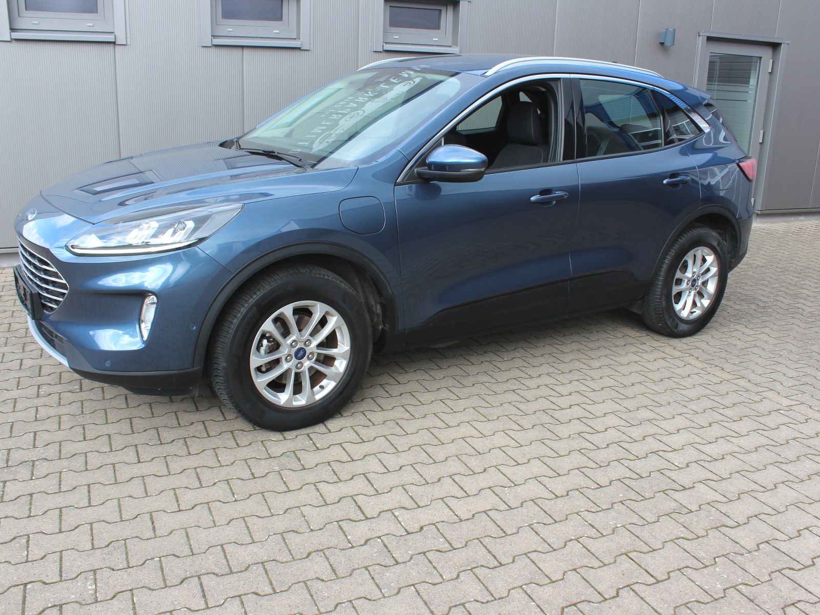 Fahrzeugabbildung Ford Kuga Plug-In Hybrid Titanium 2,5 Duratec
