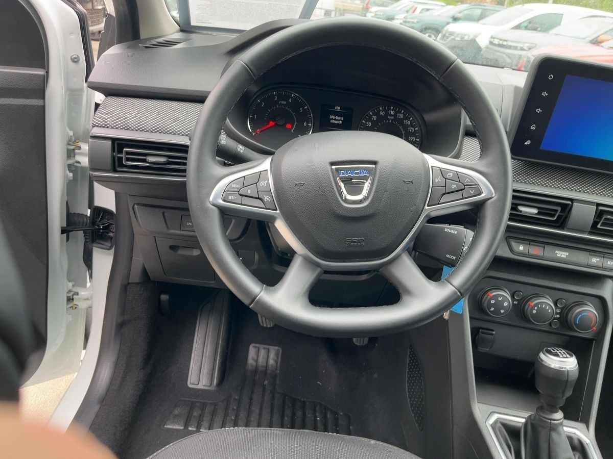 Fahrzeugabbildung Dacia Sandero Comfort TCe 100 ECO-G LPG