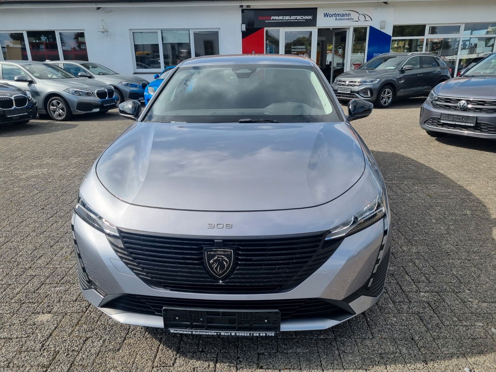Peugeot 308 SW Hybrid 145 Style Navi Led ACC