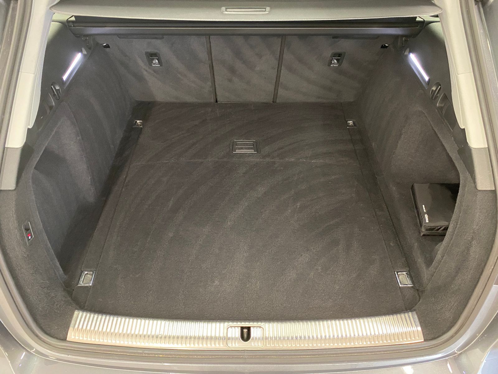 Audi A4 - Bild 13