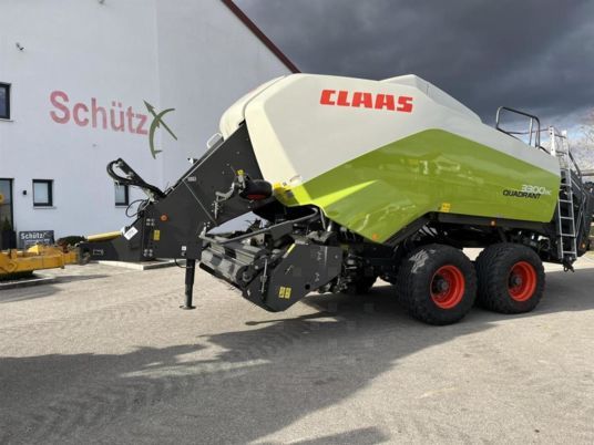 Claas Quadrant 3300 RC, ca. 16500 Ballen