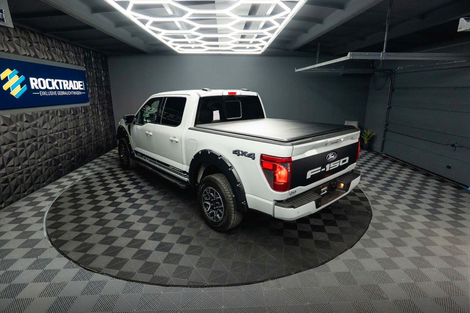 Fahrzeugabbildung Ford F150 3.5L V6 PowerBoost RAPTOR Twin-Turbo 4x4