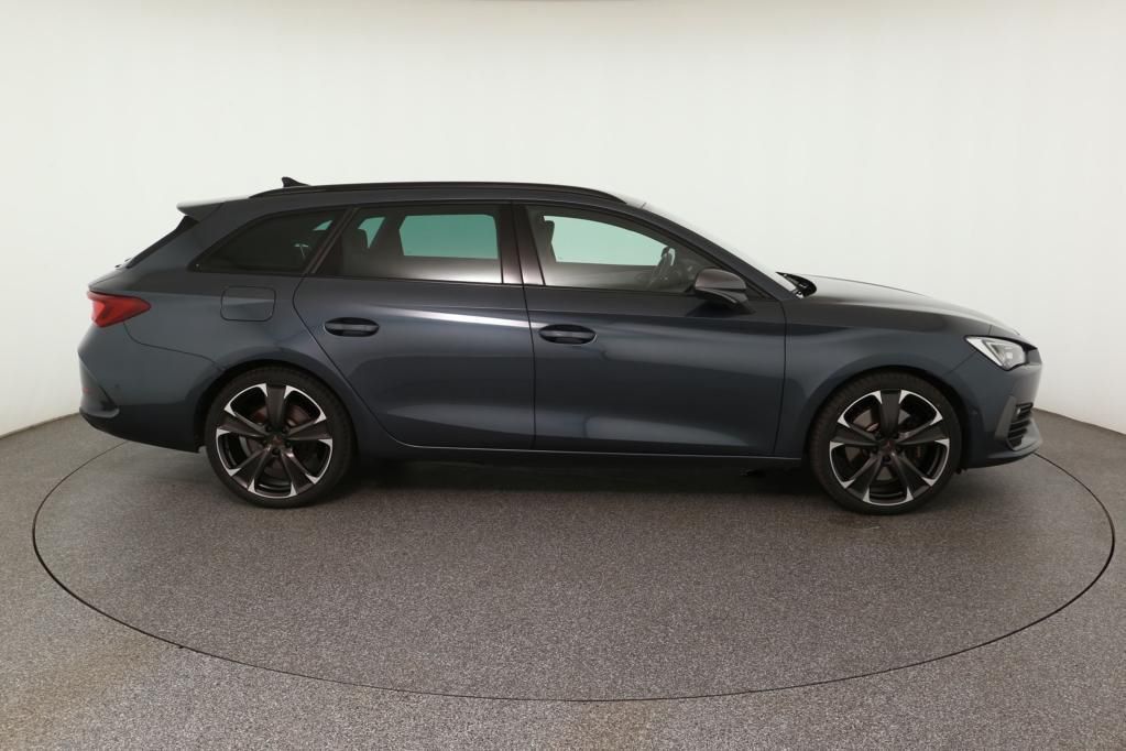 Cupra Leon SP 1.4 TSI e-Hybrid 180kW AHK*tempo*PDC*RFK
