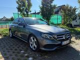 Mercedes-Benz E 400 4MATIC -  - Mercedes-Benz E 400: 4matic