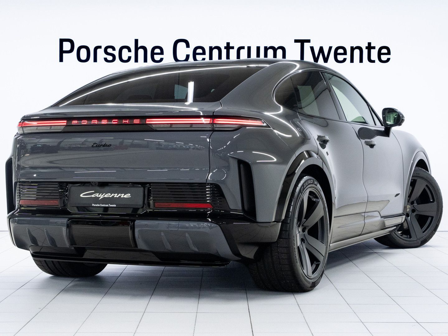 Porsche Cayenne Turbo Coupé Electric imagem 3