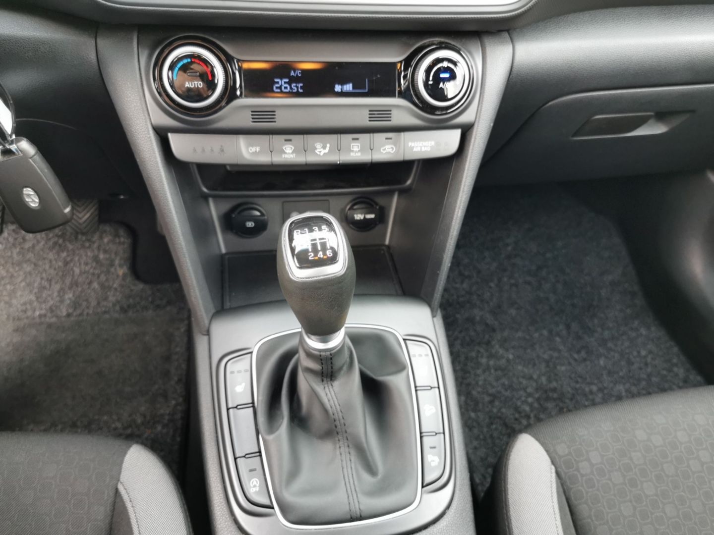 Fahrzeugabbildung Hyundai KONA Select 2WD 1.0 T-GDI Navi SHZ Kamera PDC