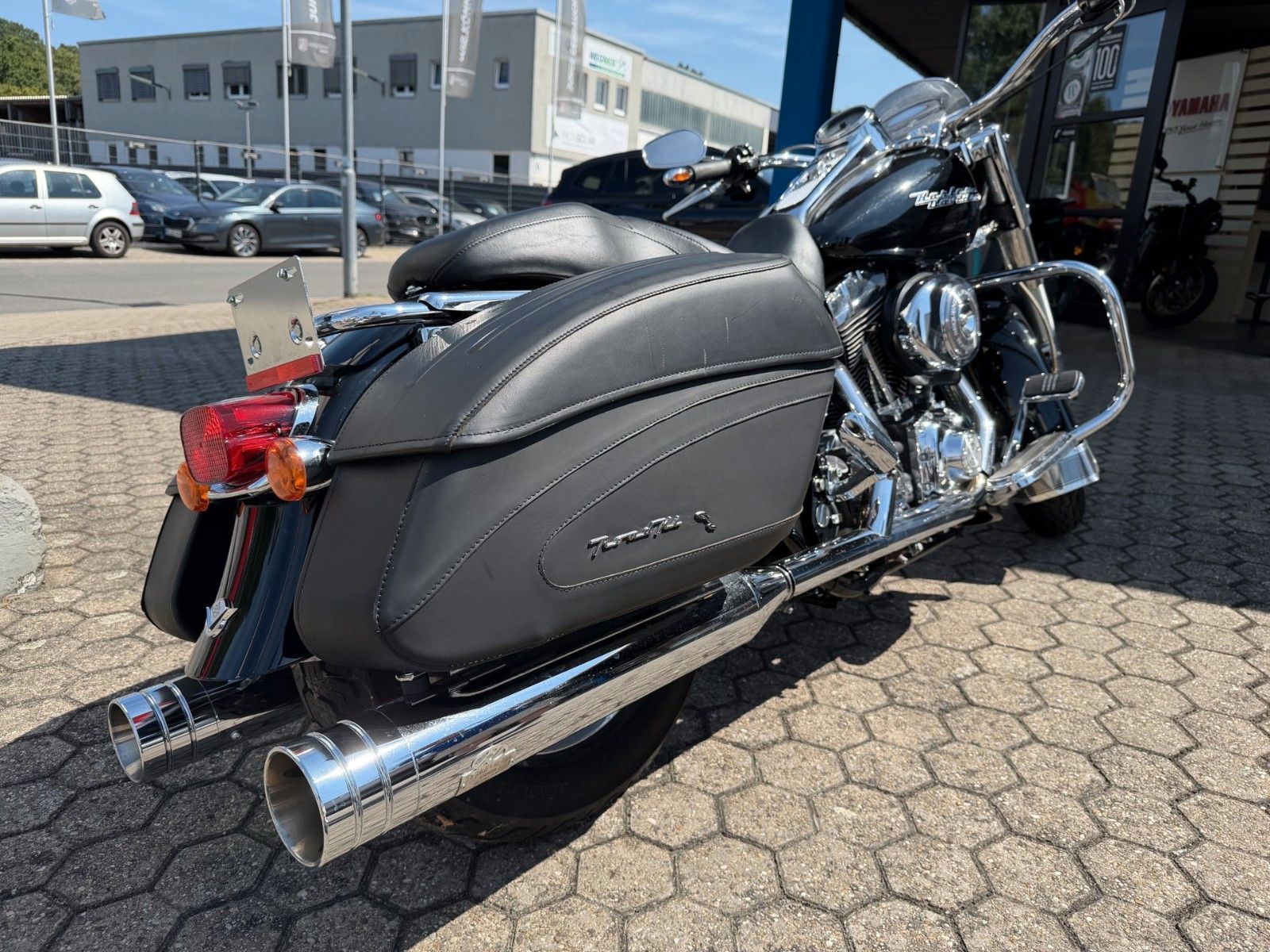 Fahrzeugabbildung Harley-Davidson Road King inkl.Jekill Hyde