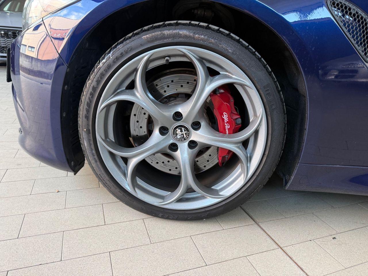 Alfa Romeo Guilia 2.9 V6 Bi-Turbo Quadrofoglio 510ch - Pack Carbone - Harman Kardon - Camera - Non fumeur