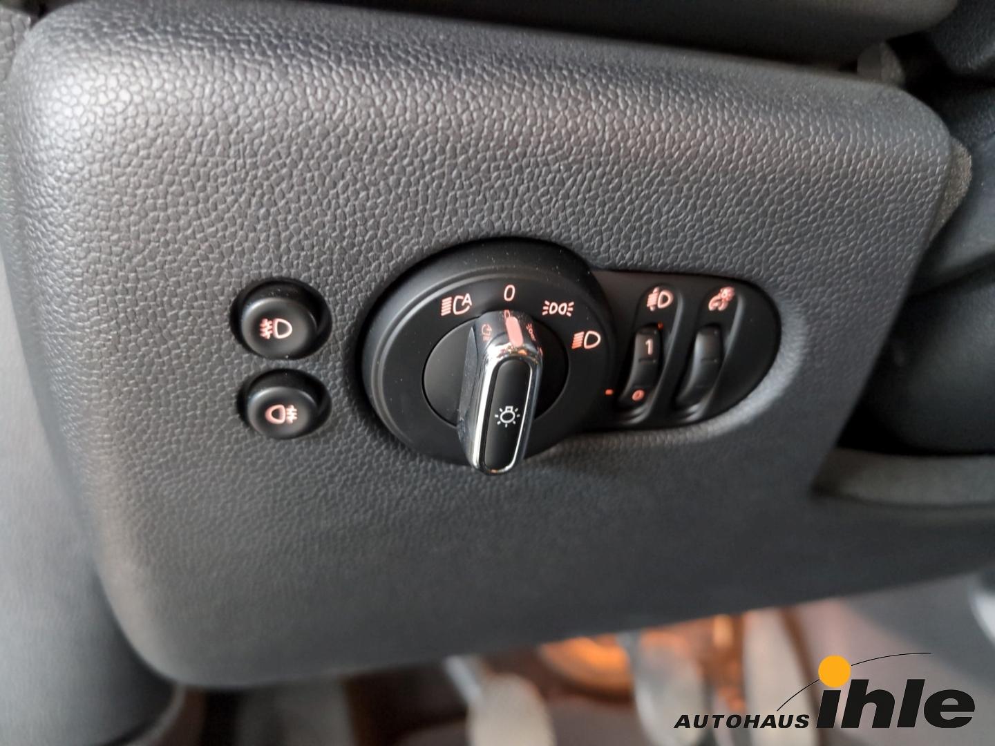 MINI Cooper 1,5 BLUETOOTH+AMBIENTEBELEU.+SPORTSITZE