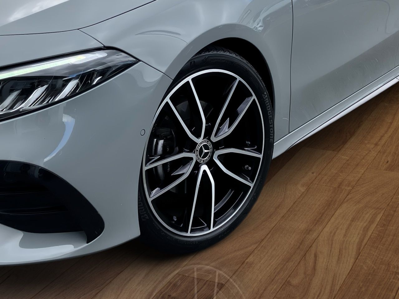 Fahrzeugabbildung Mercedes-Benz A 180 AMG AHK Night Distronic LED WinterP Kamera