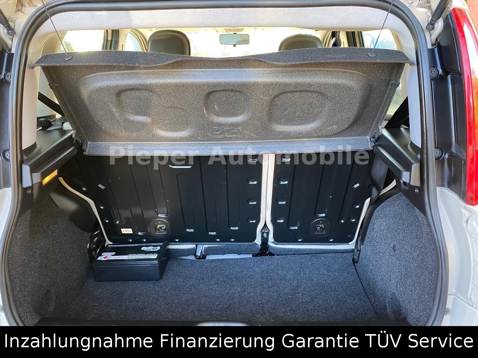 Fiat Panda Lounge Automatik PDC SHZ HFS Winter-Paket