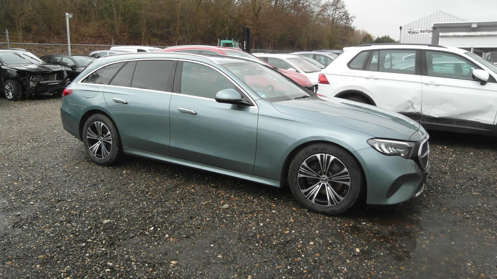 Mercedes-Benz E 220 E T-Modell E 220 d Avantgarde Advanced