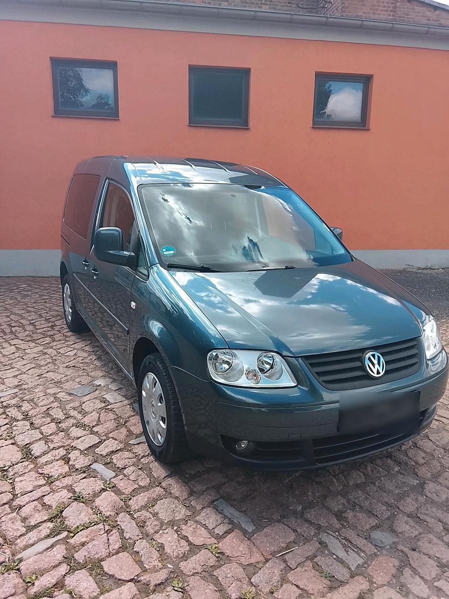 Volkswagen Caddy 2007 — interior