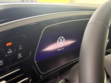 Volkswagen Caddy Maxi 1.5TSI DSG STYLE LED ACC KAMERA AHK