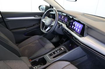 Volkswagen Golf VIII 2.0 TDI Move AID+LED+AMBIENT+ALU