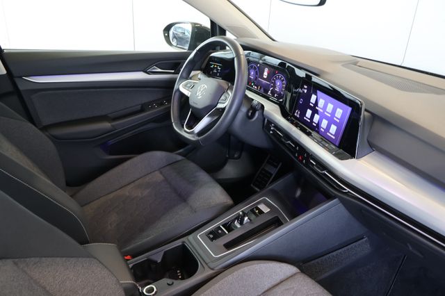 Volkswagen Golf VIII 2.0 TDI Move AID+LED+AMBIENT+ALU