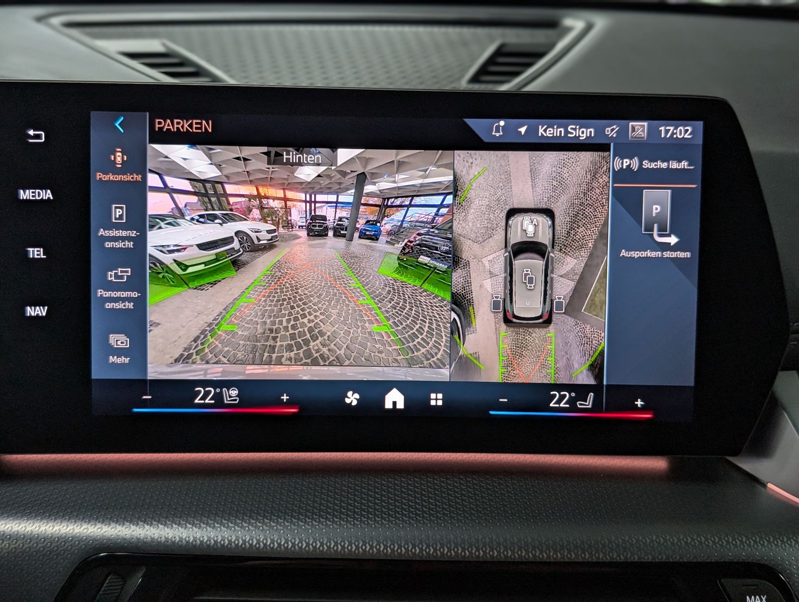 Fahrzeugabbildung BMW X1 23 i xDrive M Sport H&K PANO LEDER AHK Ad-LED