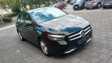 Mercedes-Benz B 200 1.HD Auto Navi Rückf Tot Spurh Scheckheft - Mercedes-Benz B 200 Gebrauchtwagen in Frankfurt