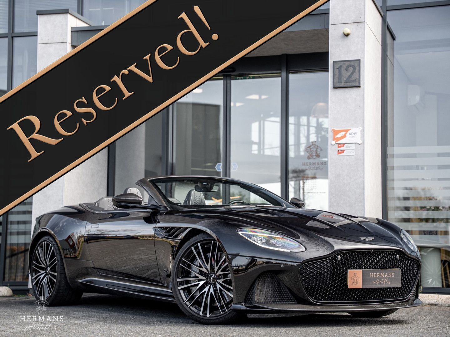 ASTON MARTIN DBS