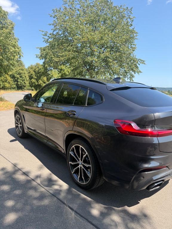Image of BMW X4 M40