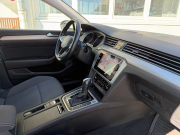 Volkswagen Passat Variant - 8
