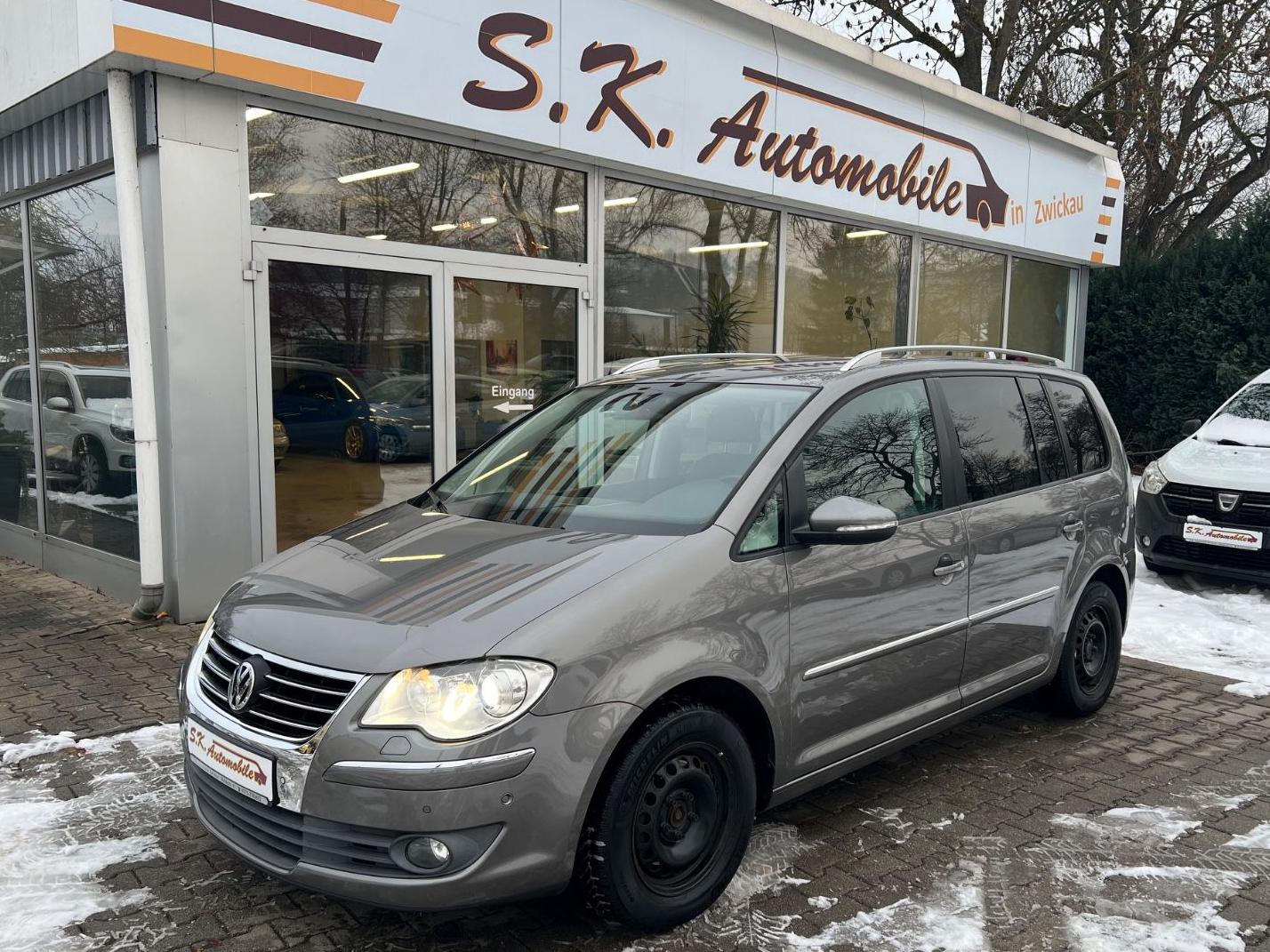 Volkswagen Touran 1.4 TSI Highline *STANDHEIZUNG*