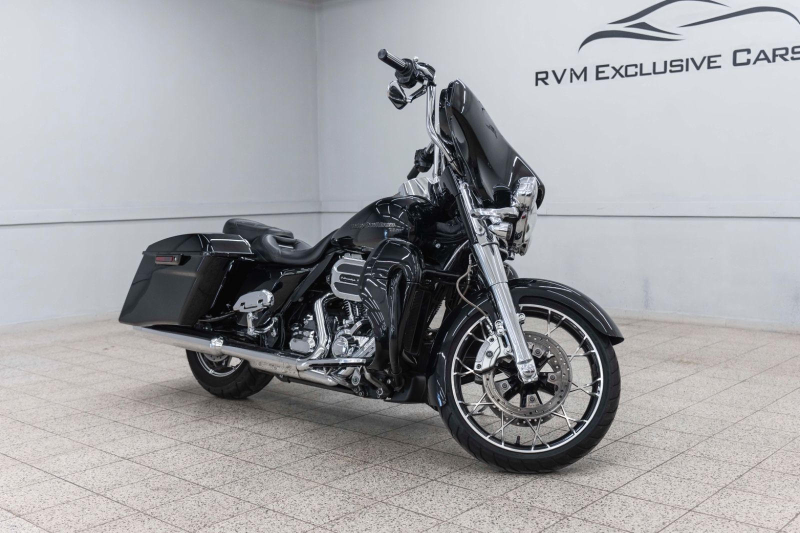 Fahrzeugabbildung Harley-Davidson FLHTSKE CVO LIMITED