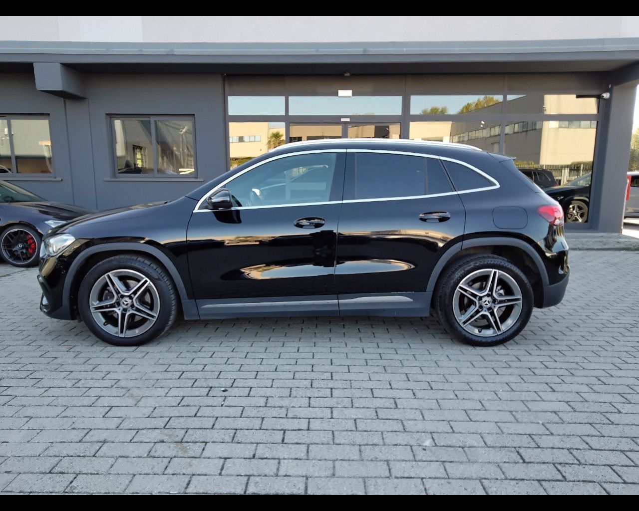 Mercedes-Benz GLA-H247 2020 - GLA 200 d Premium  imagem 3