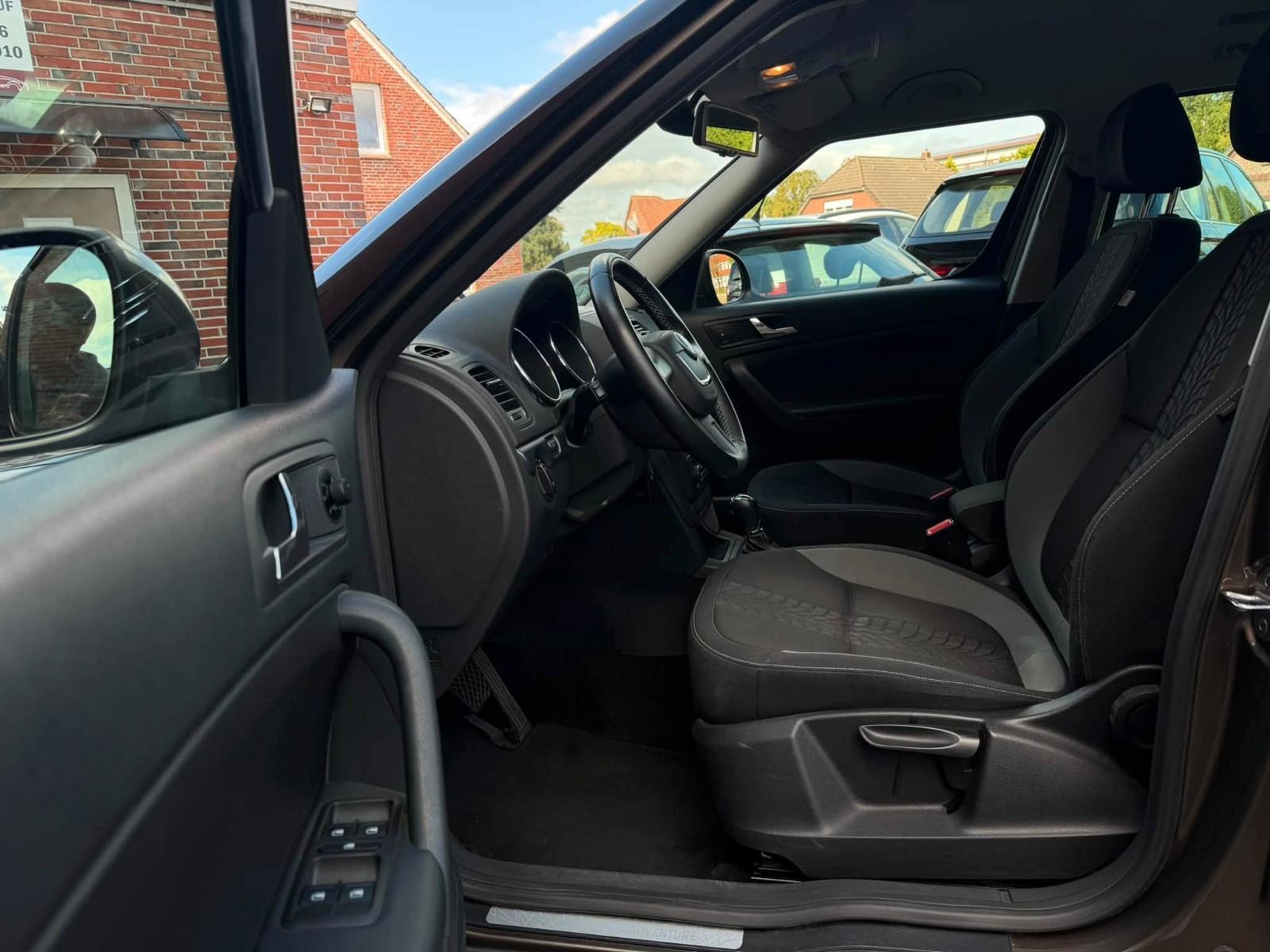 Skoda Yeti Adventure 1.2 TSI 105 ch DSG – 1ère main – Boîte automatique – Sièges chauffants – Attelage – Climatisation Auto