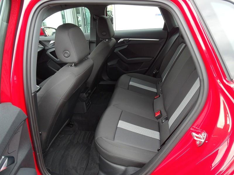Audi A3 Sportback 30 TDI / Smartphone-Interface, миниатюра 11