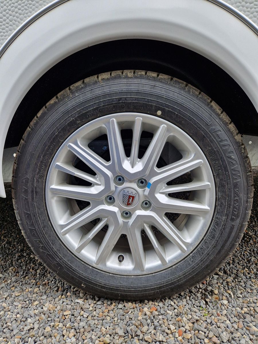 Fahrzeugabbildung Tabbert Cazadora 460 E 2.3