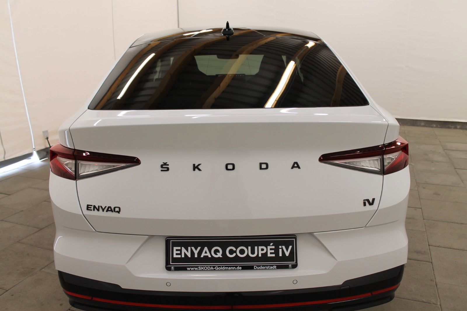 Fahrzeugabbildung SKODA Enyaq iV Coupé RS 220kW 4x4