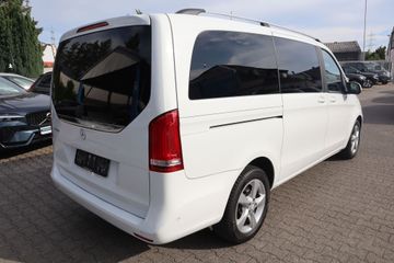 Mercedes V 220 - 7