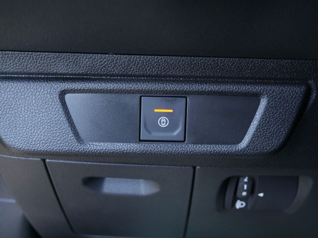 Fahrzeugabbildung Dacia Sandero Stepway Expression TCe 90