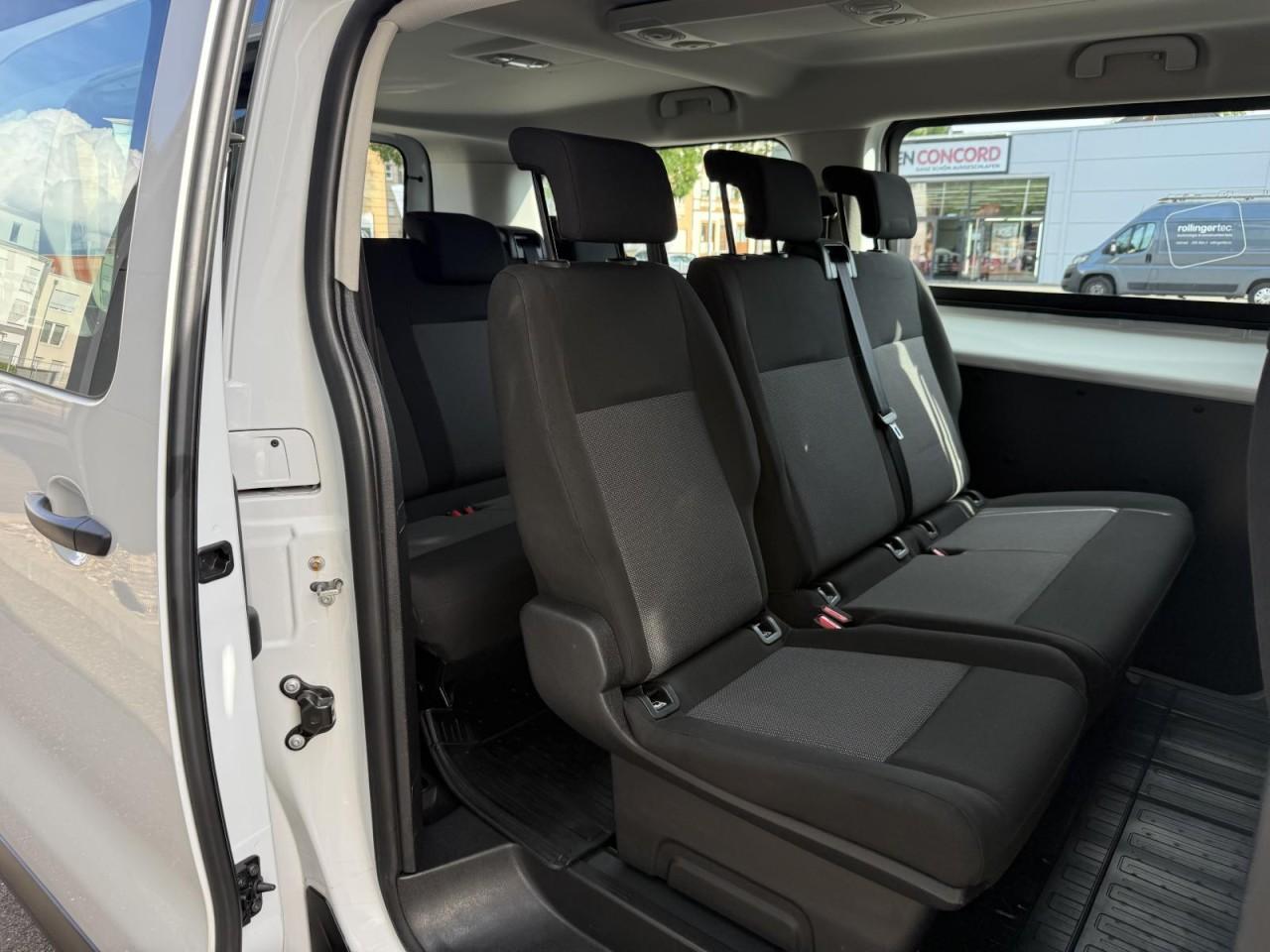 Toyota Proace 2.0 L2 Kombi Comfort NAVI PDC MFL 9SITZER