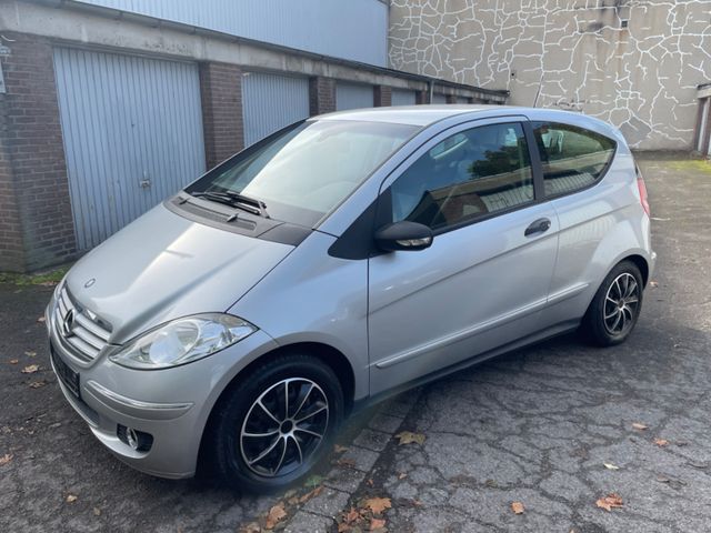 Mercedes-Benz A 150 A -Klasse*AUTOMATIK*SITZHEIZUNG*E-FENSTER*