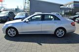 Mercedes-Benz E 300 Elegance*Pano.Dach*Navi*Klimaauto.* - Mercedes-Benz E 300 mit Benzin-Antrieb: Automatik