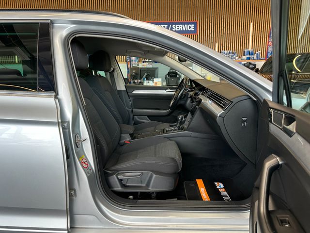 Volkswagen Passat *KEYLESS*ACC*AHK*NAV*3-ZONEN*LED*