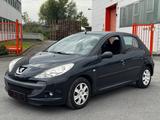 Peugeot 206 + Basis 1 Hand Tüv:12.2026 Euro5 - gebrauchte Peugeot 206 aus dem Jahr 2012