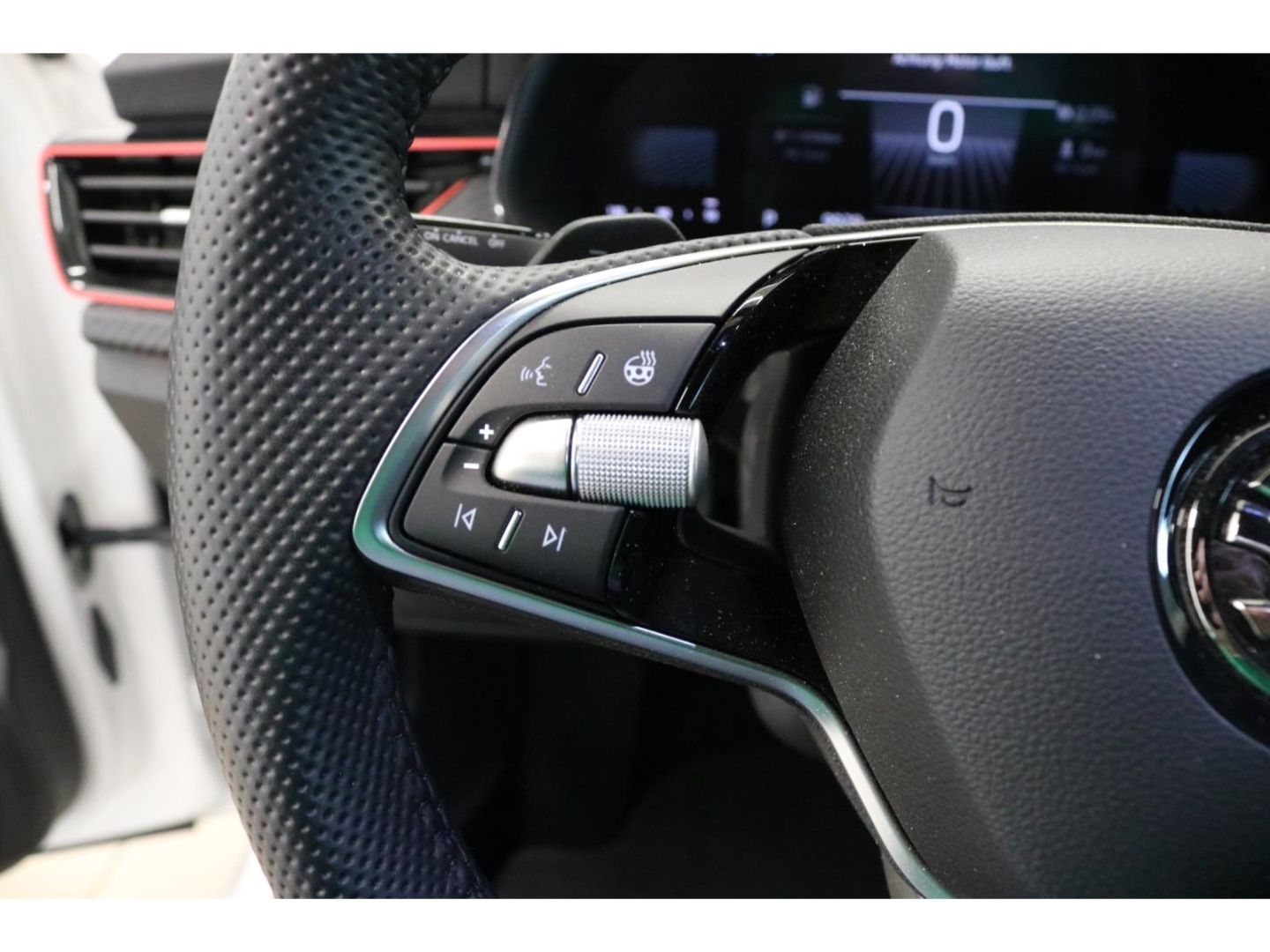 Fahrzeugabbildung SKODA Kamiq Monte Carlo Automatik Panoramadach